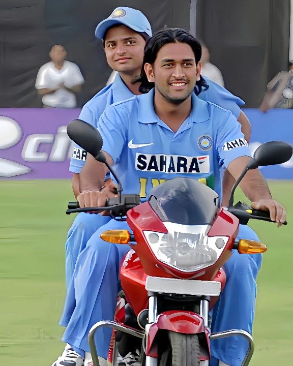 ms dhoni long hair pic